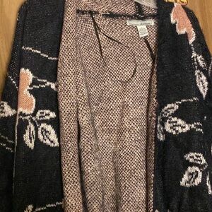Longsleeve Floral Cardigan
